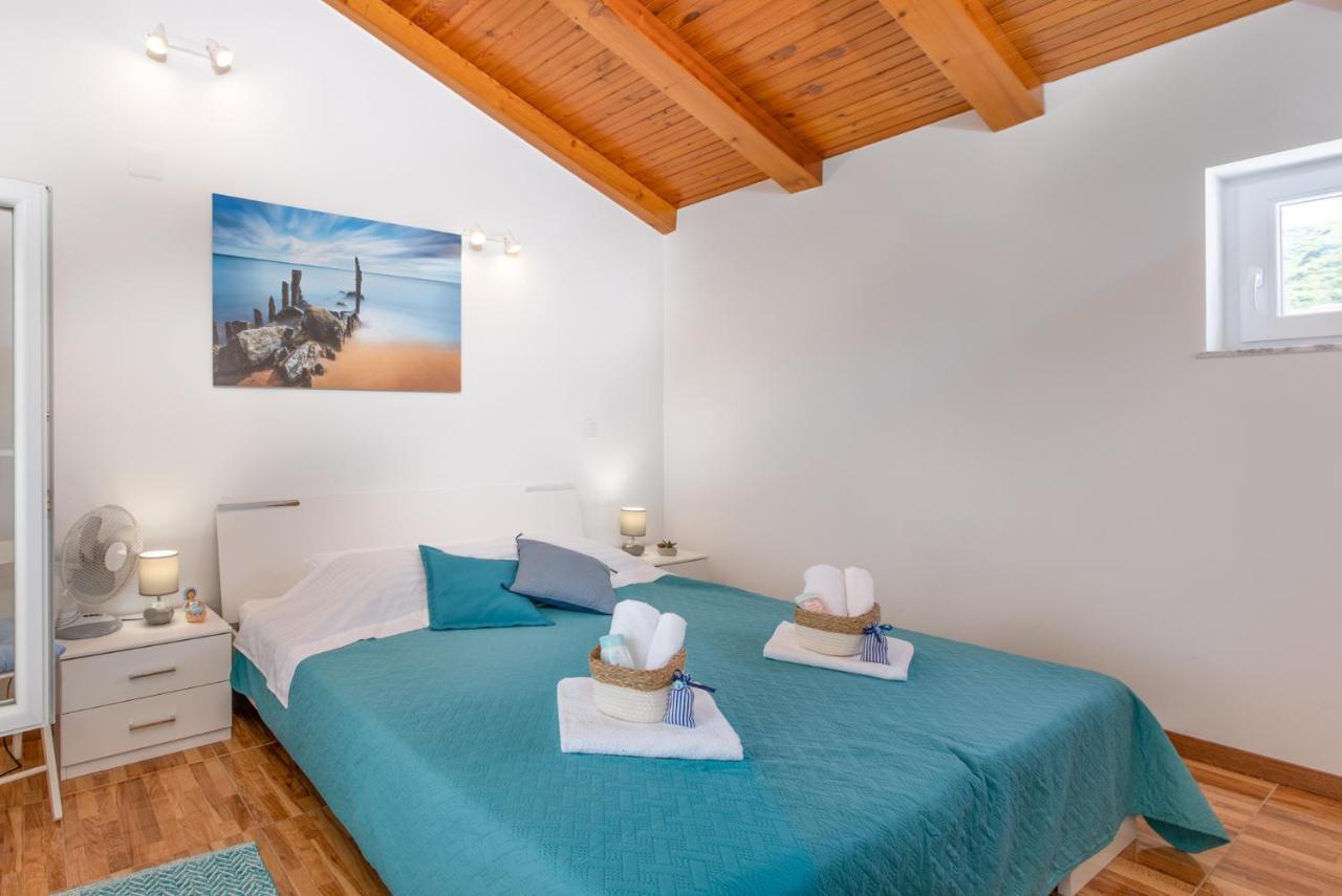 The Rooftop Apartment Punat Exterior foto